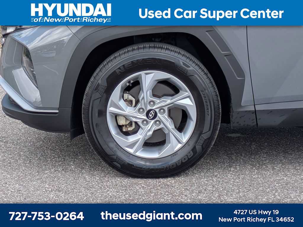 Certified 2024 Hyundai Tucson SE FWD image 10