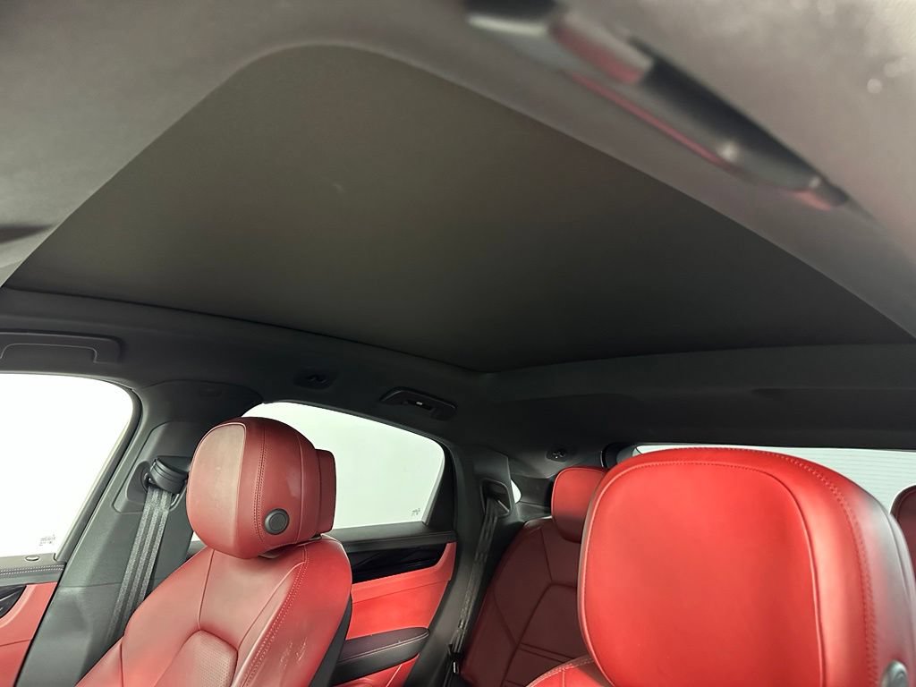 Certified 2023 Porsche Cayenne Coupe AWD/4WD image 21
