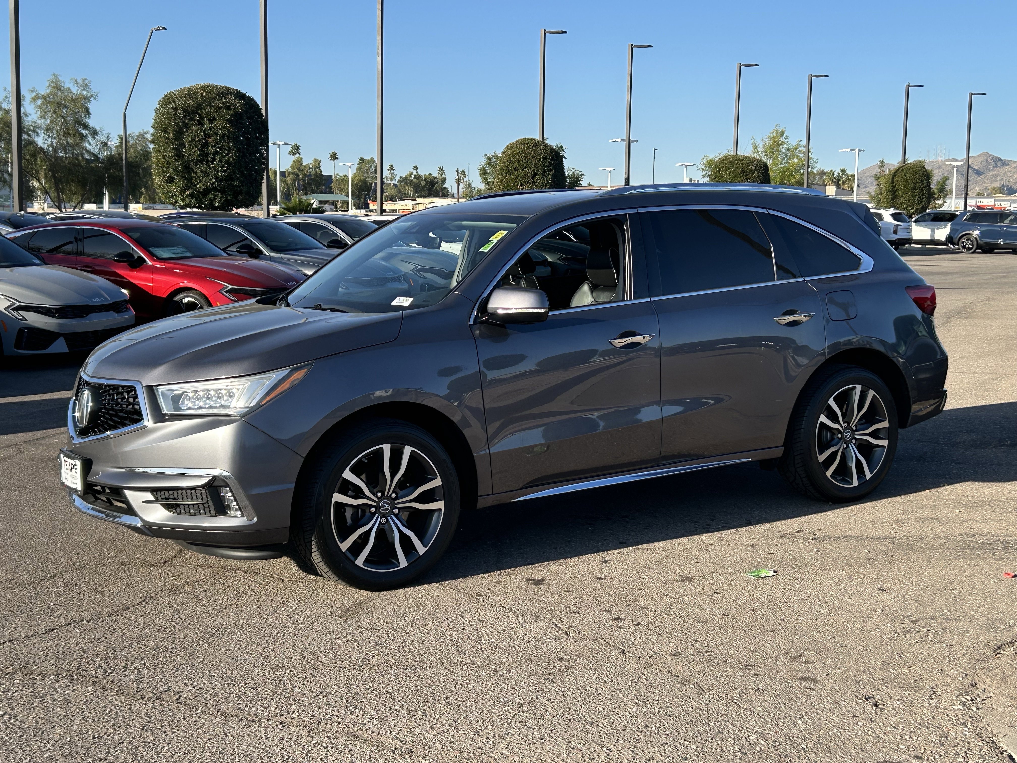 Used 2020 Acura MDX FWD w/ Advance Package image 2