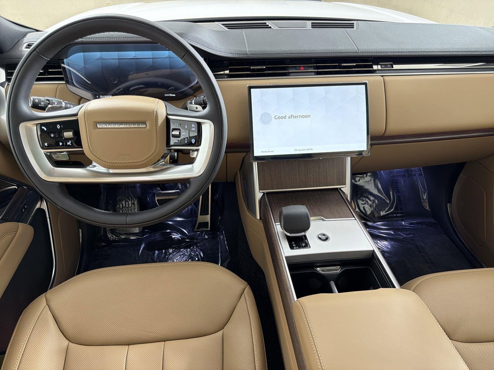 New 2025 Land Rover Range Rover SE image 10