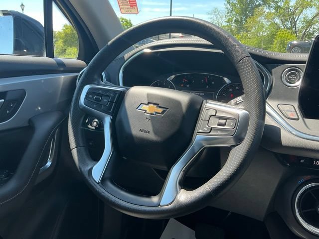 Used 2024 Chevrolet Blazer LT w/ Convenience Package FWD image 22