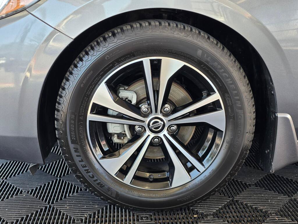 Used 2021 Nissan Sentra SV FWD image 10