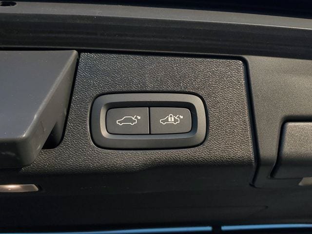 Used 2024 Volvo XC60 T8 Polestar w/ Protection Package Premier AWD/4WD image 10