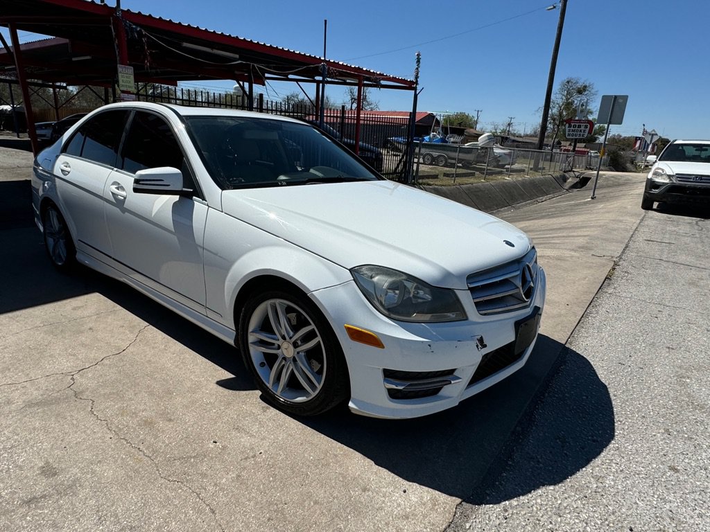 Used 2013 Mercedes-Benz C 250 C250 w/ Multimedia Pkg image 34