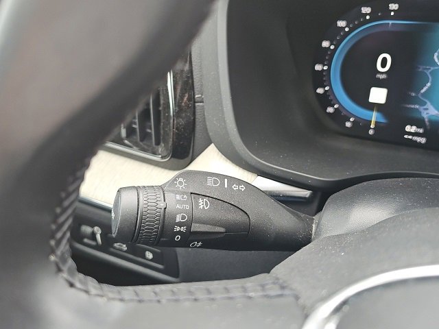 Used 2022 Volvo XC60 T8 Inscription w/ Advanced Package image 30