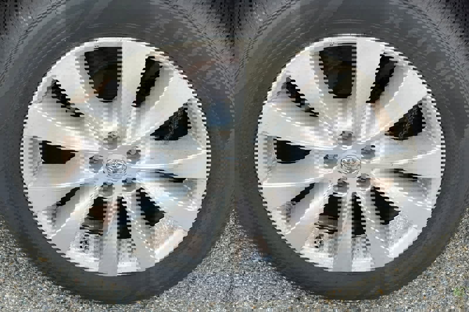 Used 2013 Toyota Venza XLE FWD image 22