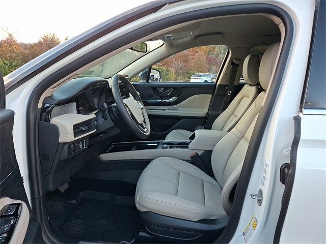 New 2026 Lincoln Corsair Premiere AWD/4WD image 5