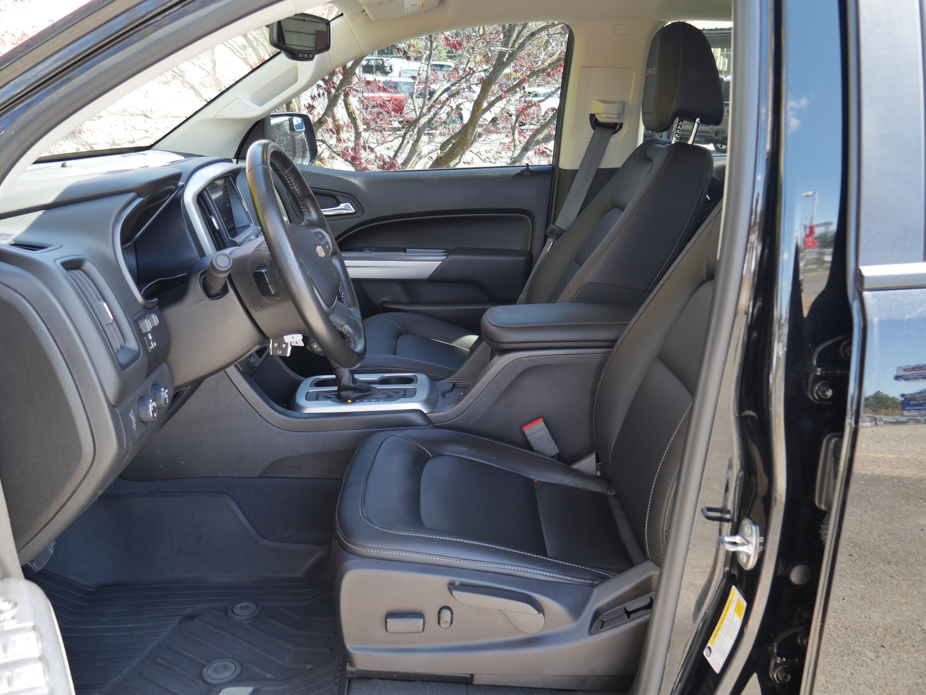 Used 2019 Chevrolet Colorado ZR2 w/ LPO, Power Package image 3