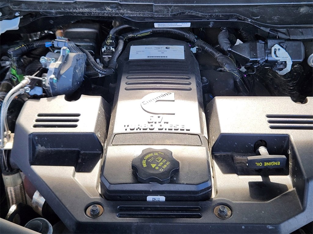 Used 2024 RAM 2500 Laramie w/ Sport Appearance Package image 16