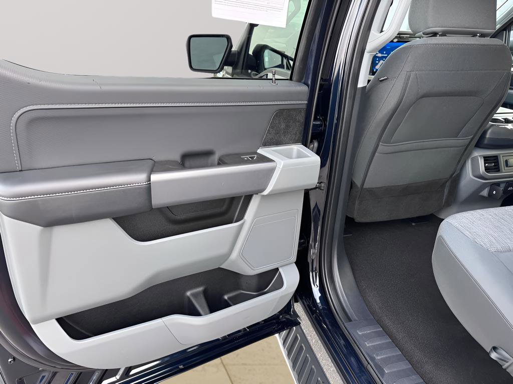 Used 2022 Ford F150 XLT w/ Equipment Group 302A High AWD/4WD image 33