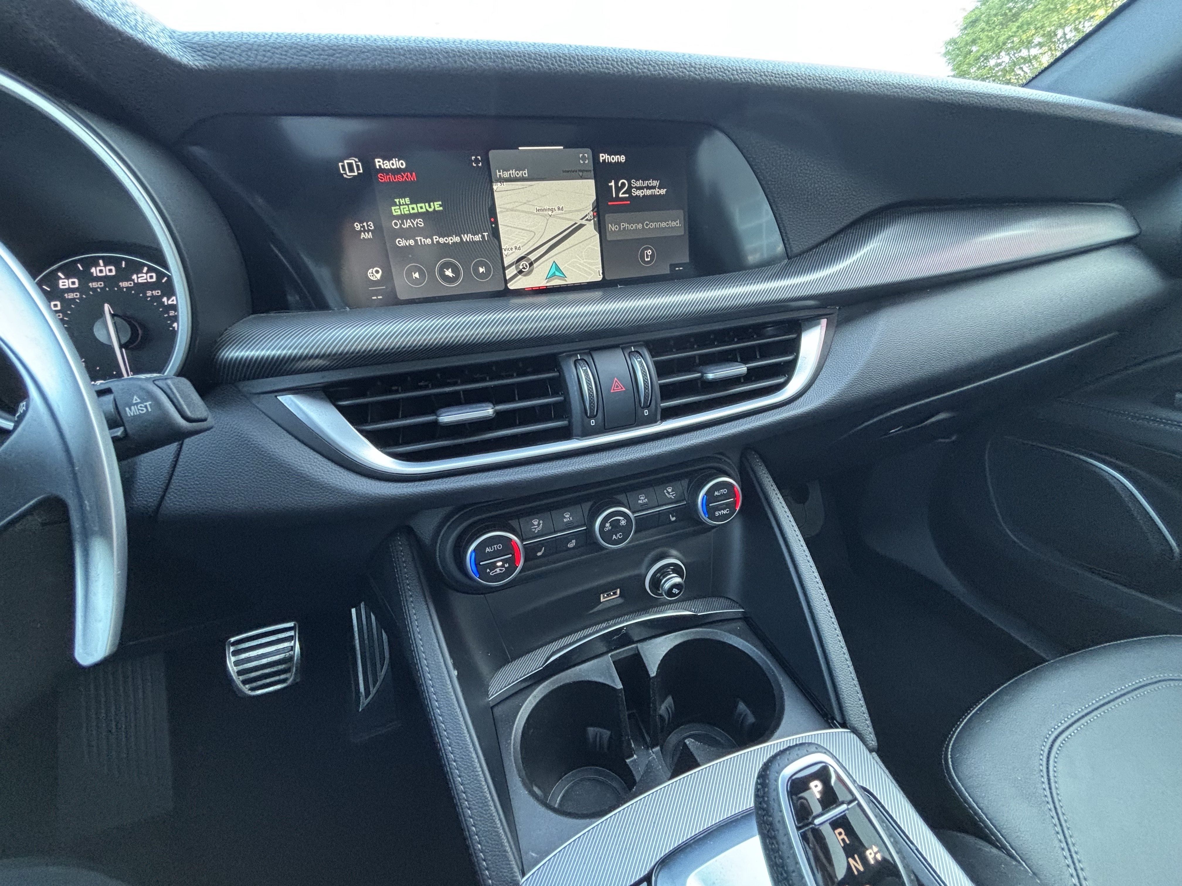 Certified 2023 Alfa Romeo Stelvio Veloce AWD/4WD image 21