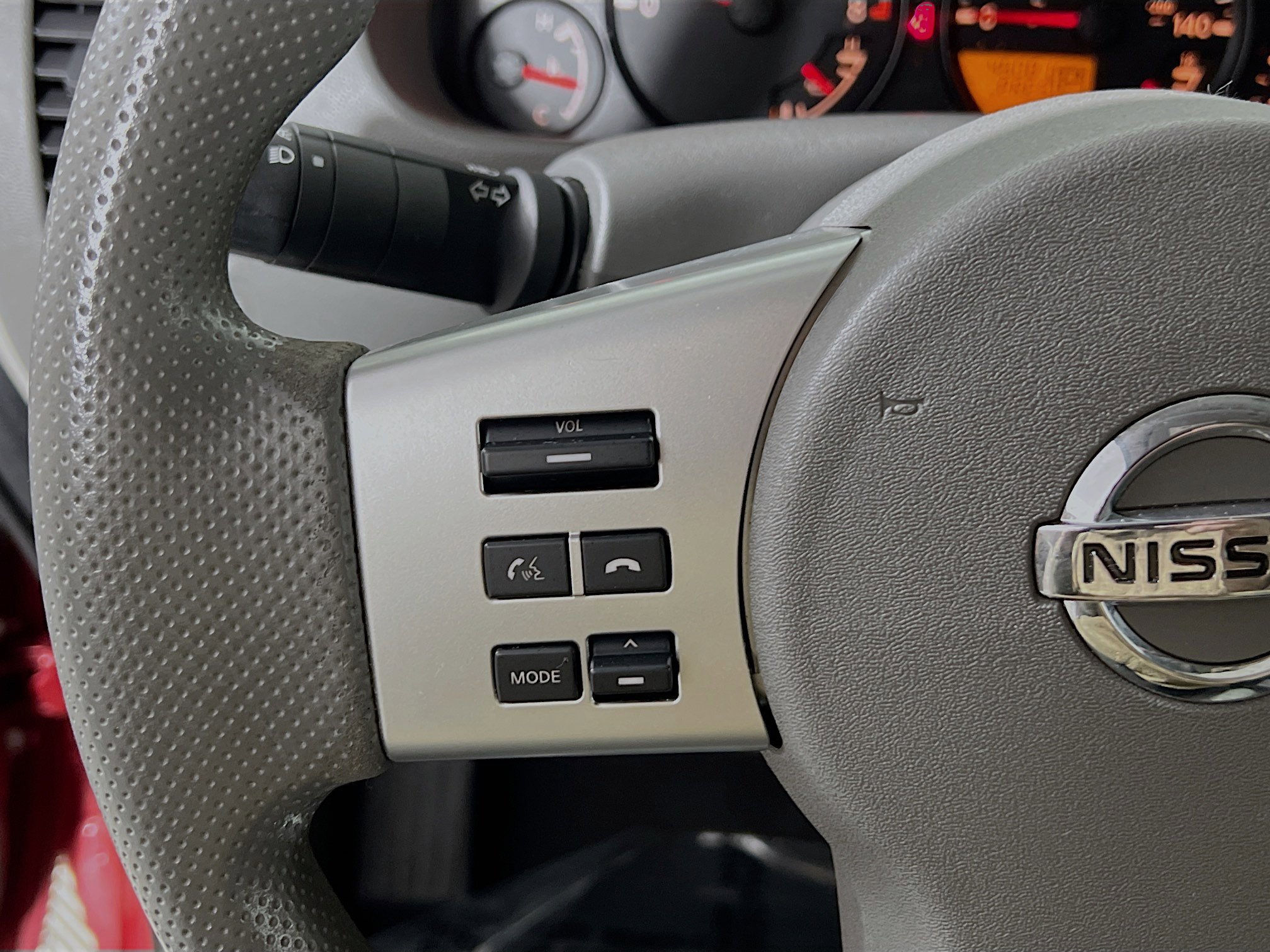 Used 2019 Nissan Frontier SV image 19