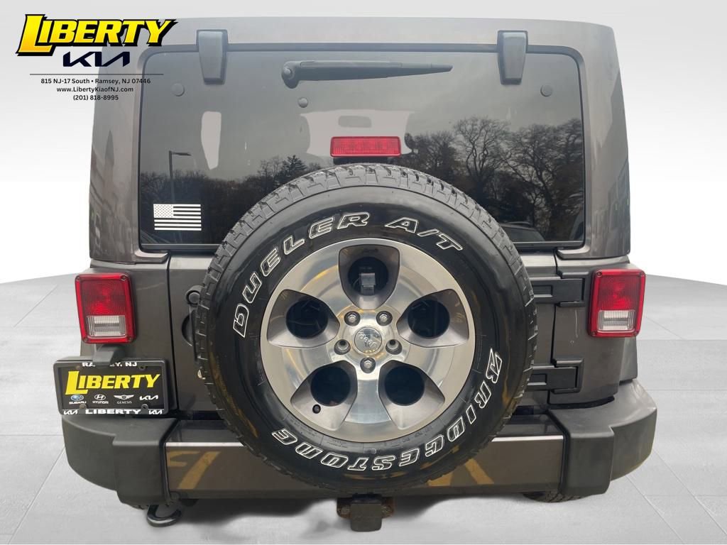 Used 2017 Jeep Wrangler Unlimited Sahara w/ Connectivity Group image 6