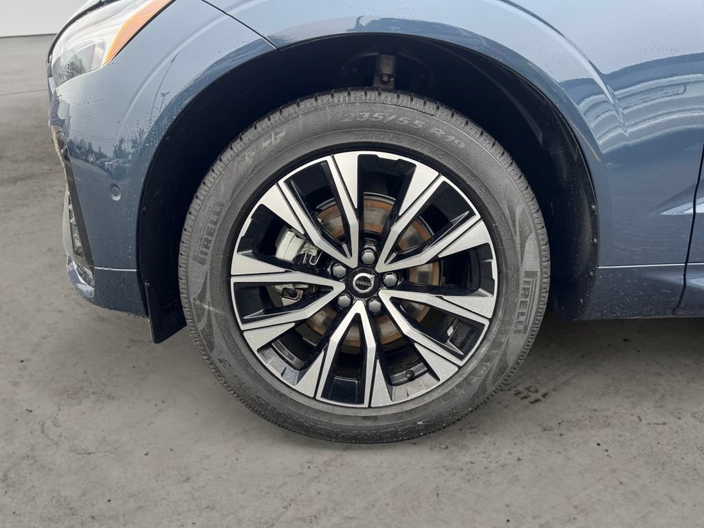 Certified 2023 Volvo XC60 B5 Plus w/ Protection Package Premier AWD/4WD image 9