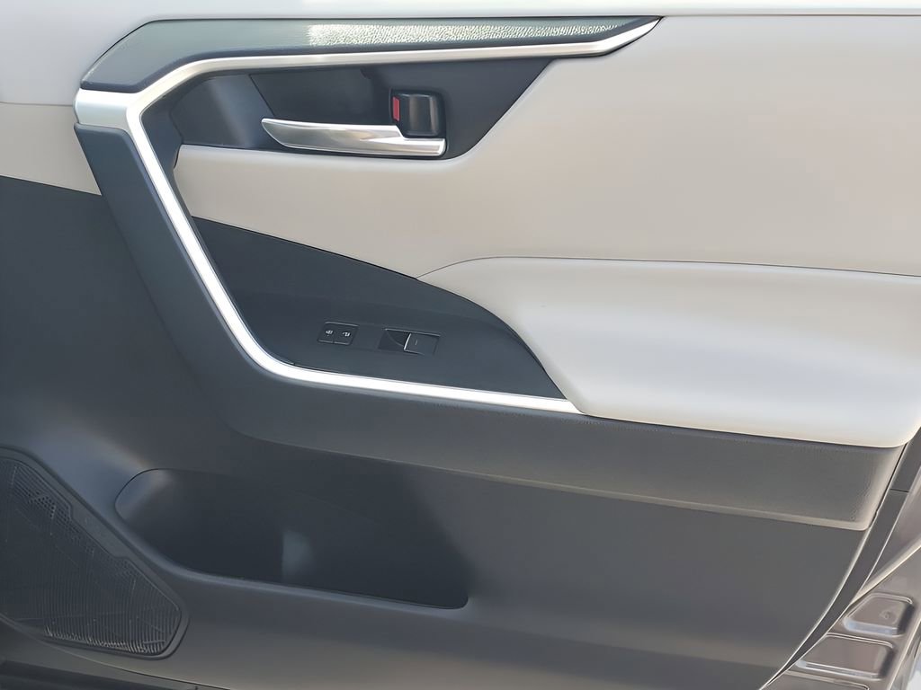 Certified 2024 Toyota RAV4 XLE image 43