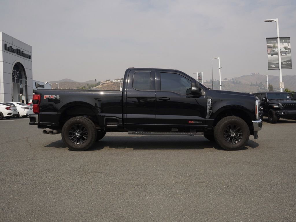 Used 2023 Ford F350 Lariat w/ FX4 Off-Road Package image 3