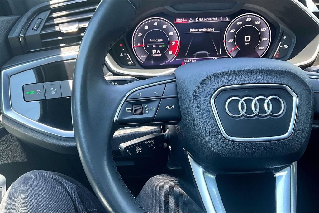 Used 2020 Audi Q3 2.0T Premium Plus w/ Premium Plus Package AWD/4WD image 9