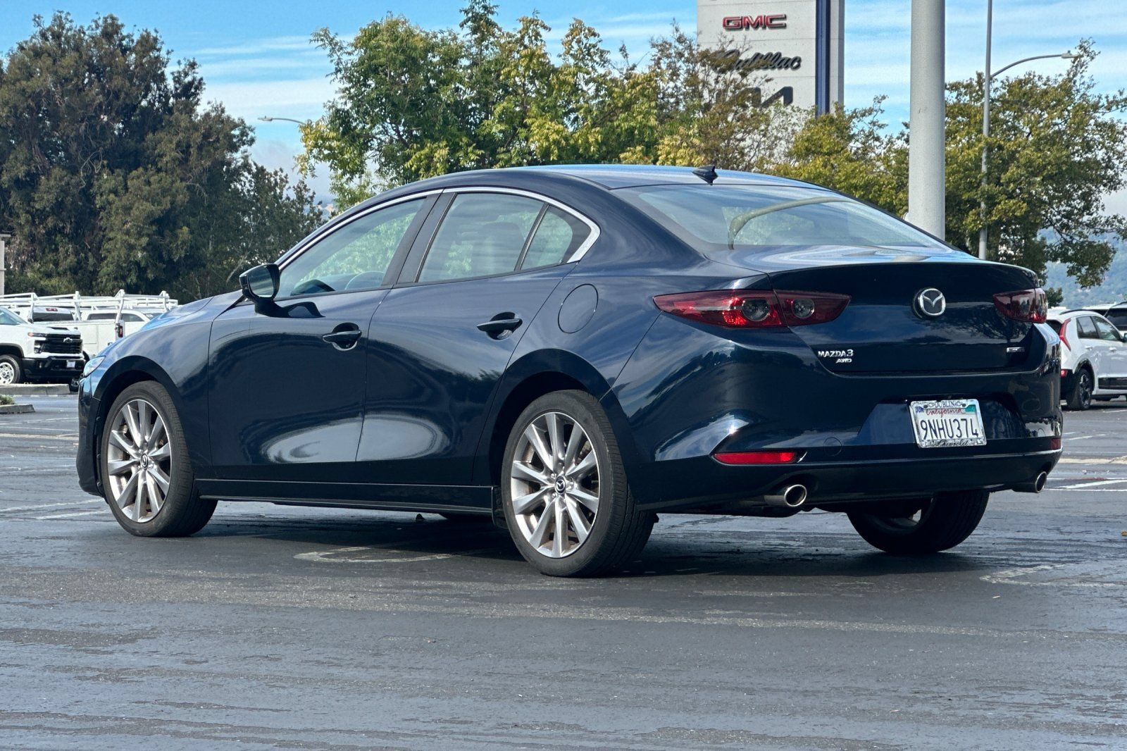 Used 2020 MAZDA MAZDA3 AWD Sedan w/ Preferred Package image 6