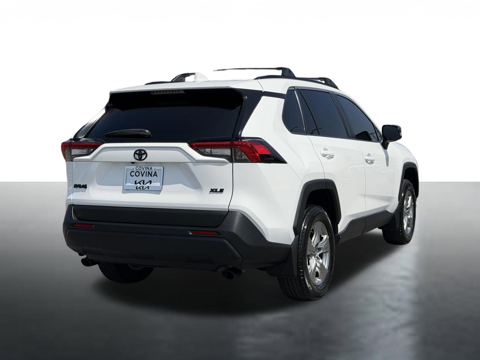 Used 2024 Toyota RAV4 XLE FWD image 8