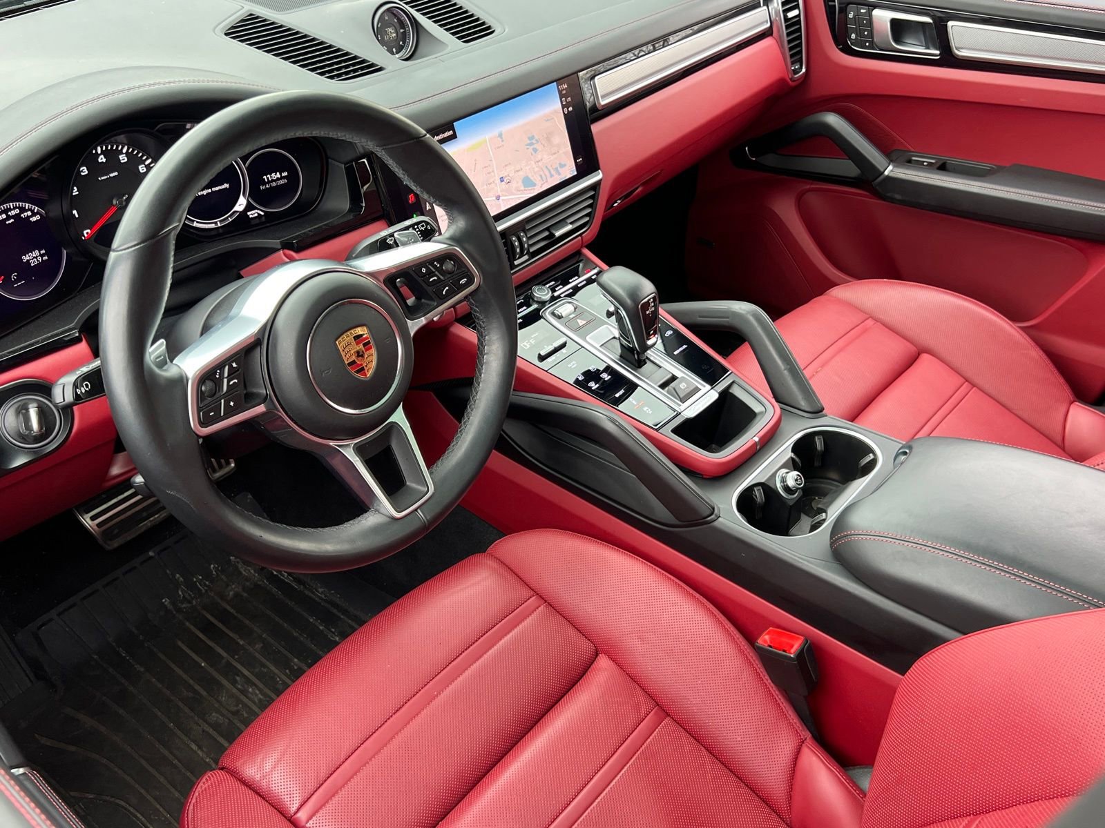 Certified 2023 Porsche Cayenne S Platinum AWD/4WD image 34