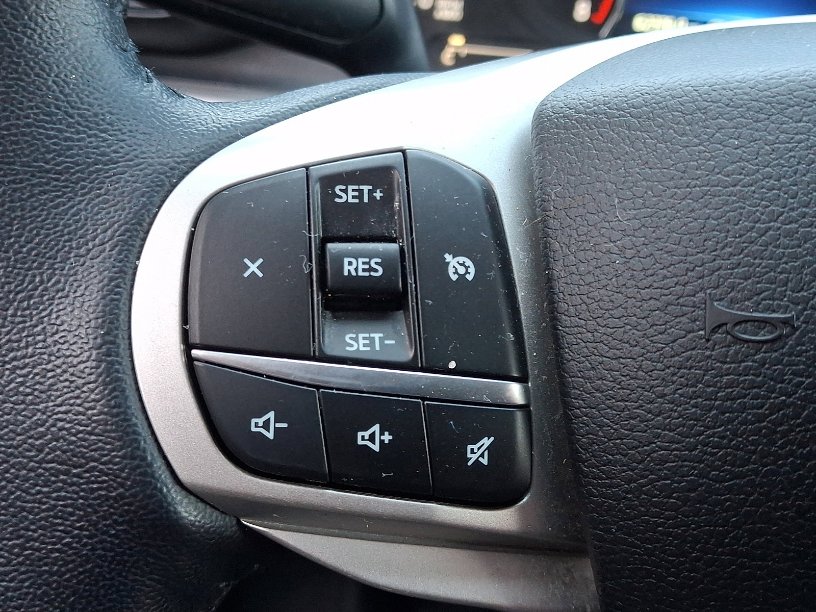 Certified 2021 Ford Explorer XLT image 23