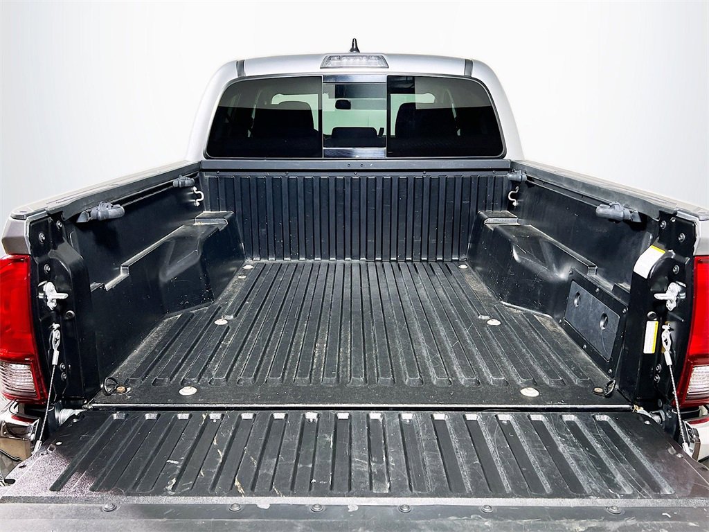 Certified 2022 Toyota Tacoma SR5 image 23