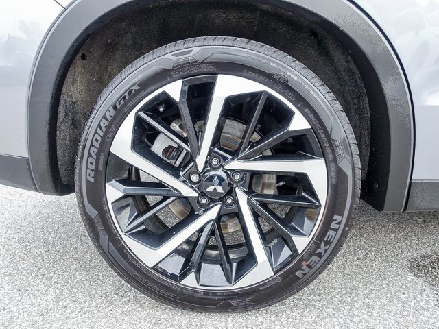 Used 2022 Mitsubishi Outlander SE image 9