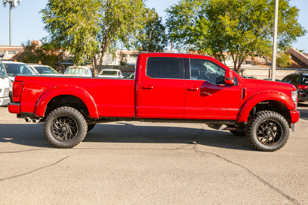Used 2021 Ford F350 Limited AWD/4WD image 3