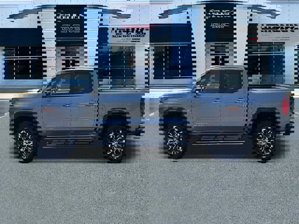 New 2026 GMC Canyon Denali image 4