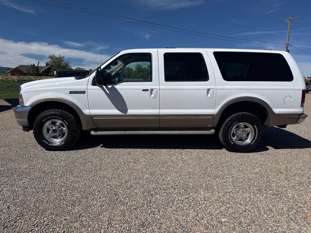 Used 2000 Ford Excursion Limited AWD/4WD image 4