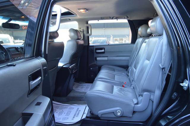 Used 2010 Toyota Sequoia Limited image 12