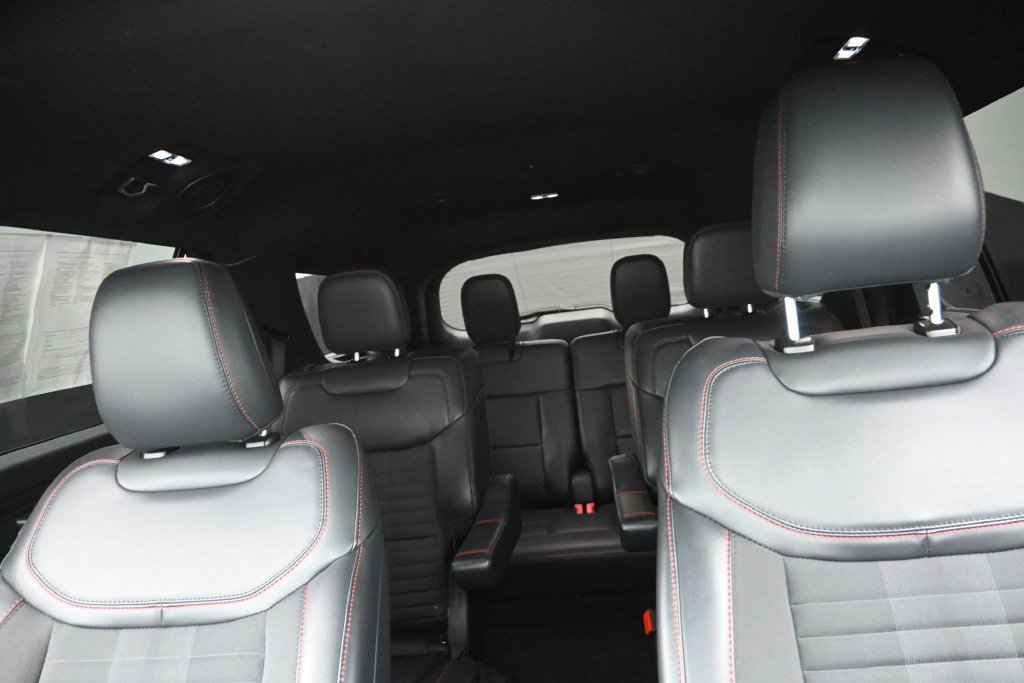 Used 2026 Ford Explorer ST-Line w/ ST-Line Street Pack RWD image 15