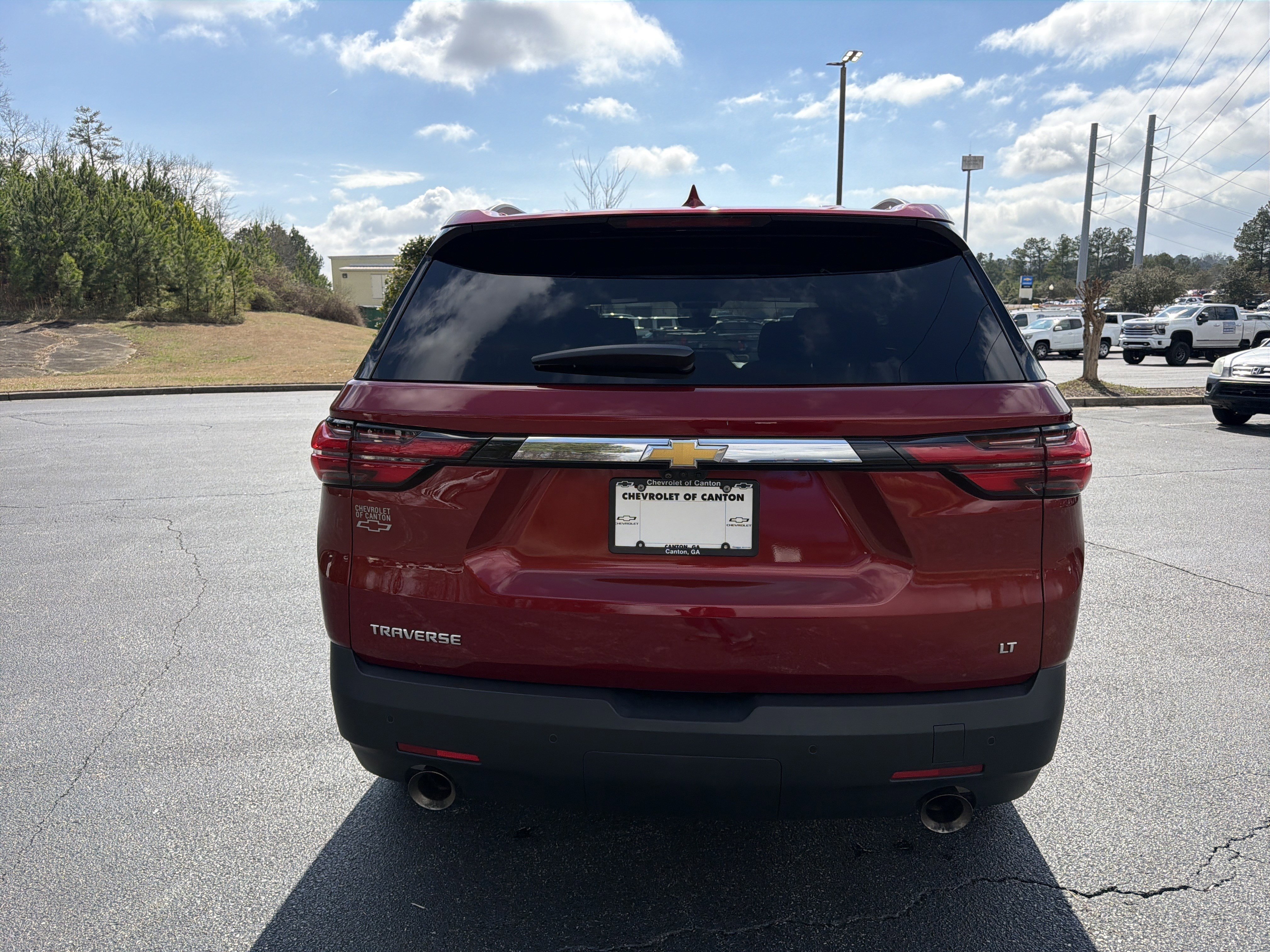 Used 2023 Chevrolet Traverse LT image 6