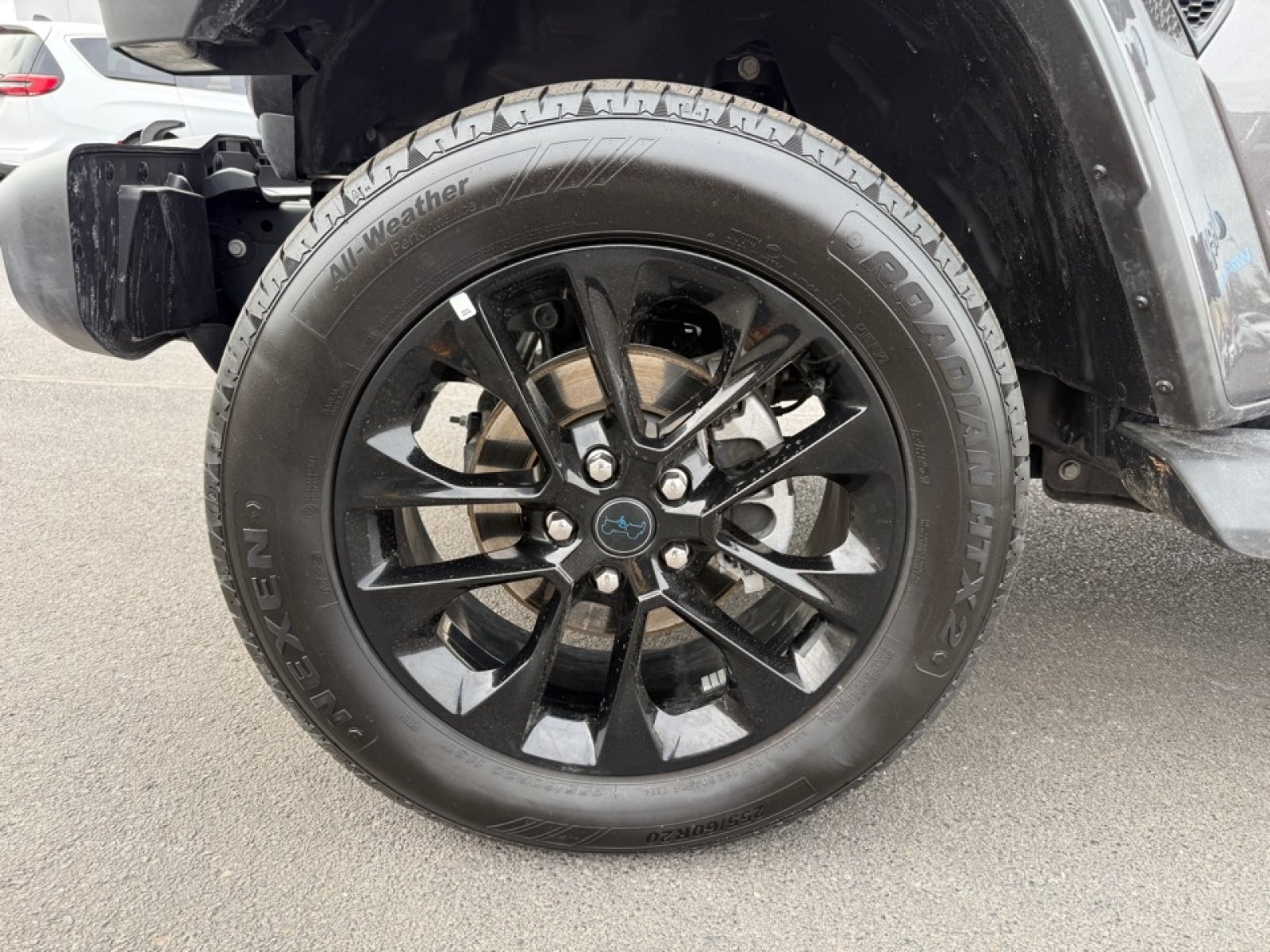 Used 2025 Jeep Wrangler Unlimited Sahara AWD/4WD image 37