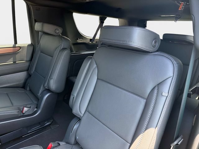 New 2026 GMC Yukon XL Denali w/ Denali Reserve Package AWD/4WD image 12