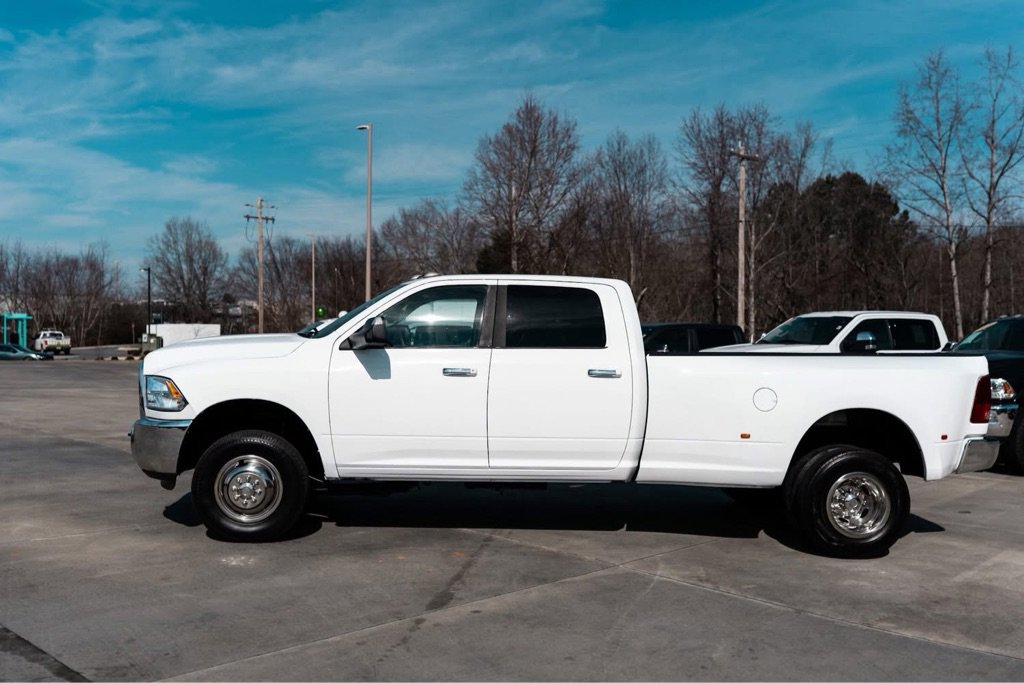 Used 2016 RAM 3500 SLT image 2