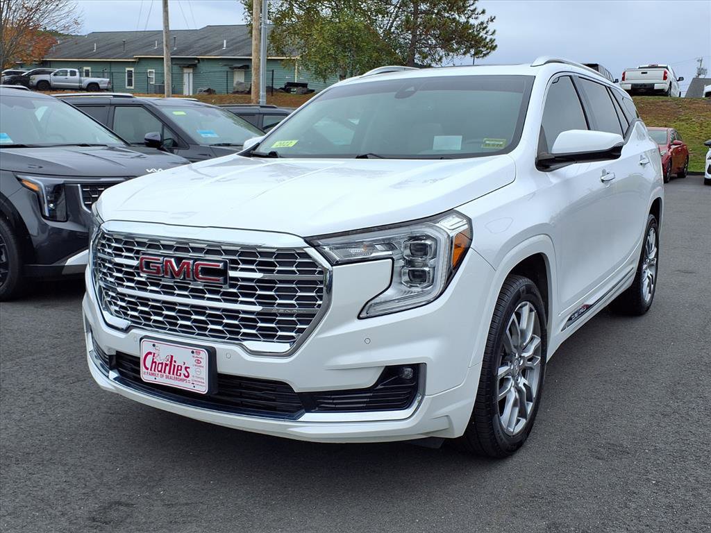 Used 2022 GMC Terrain Denali