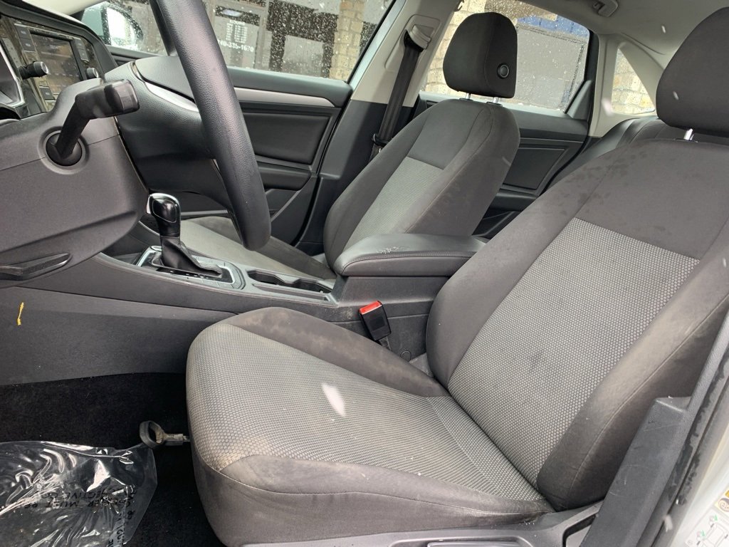 Used 2020 Volkswagen Jetta S image 13