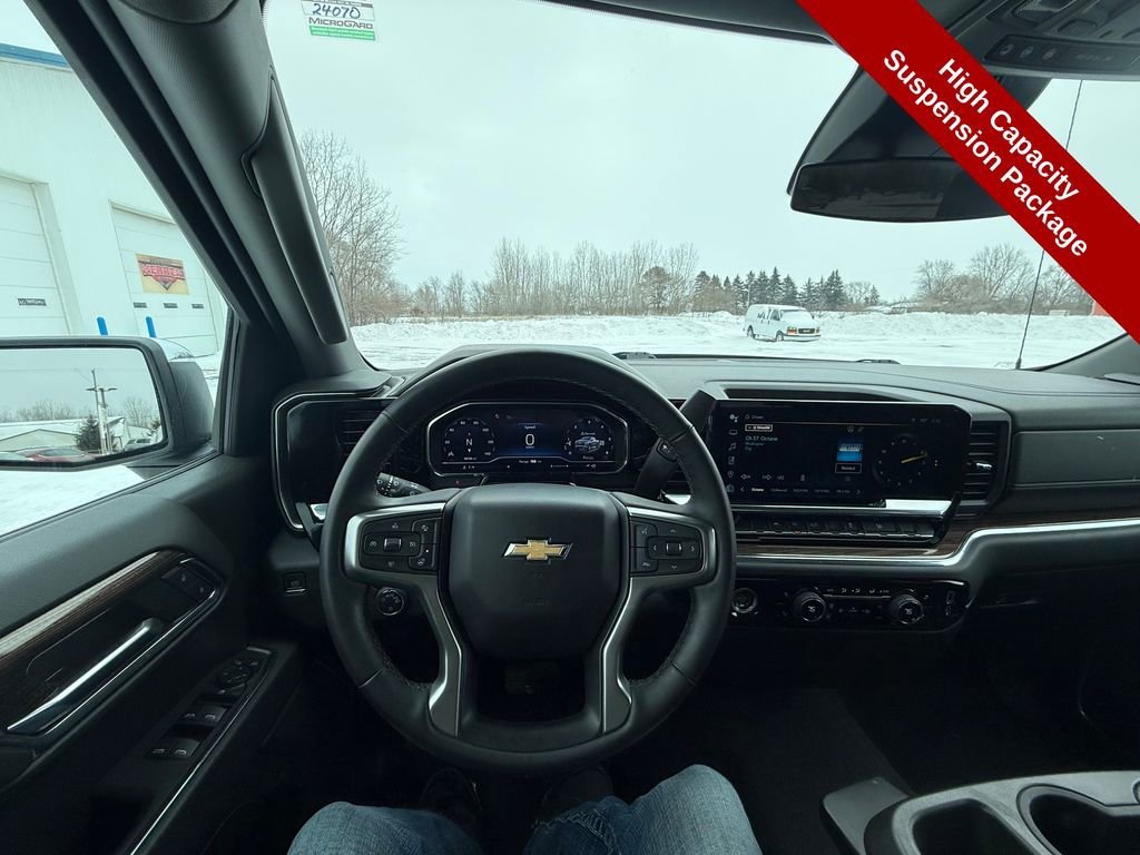 Used 2024 Chevrolet Silverado 1500 LT image 15