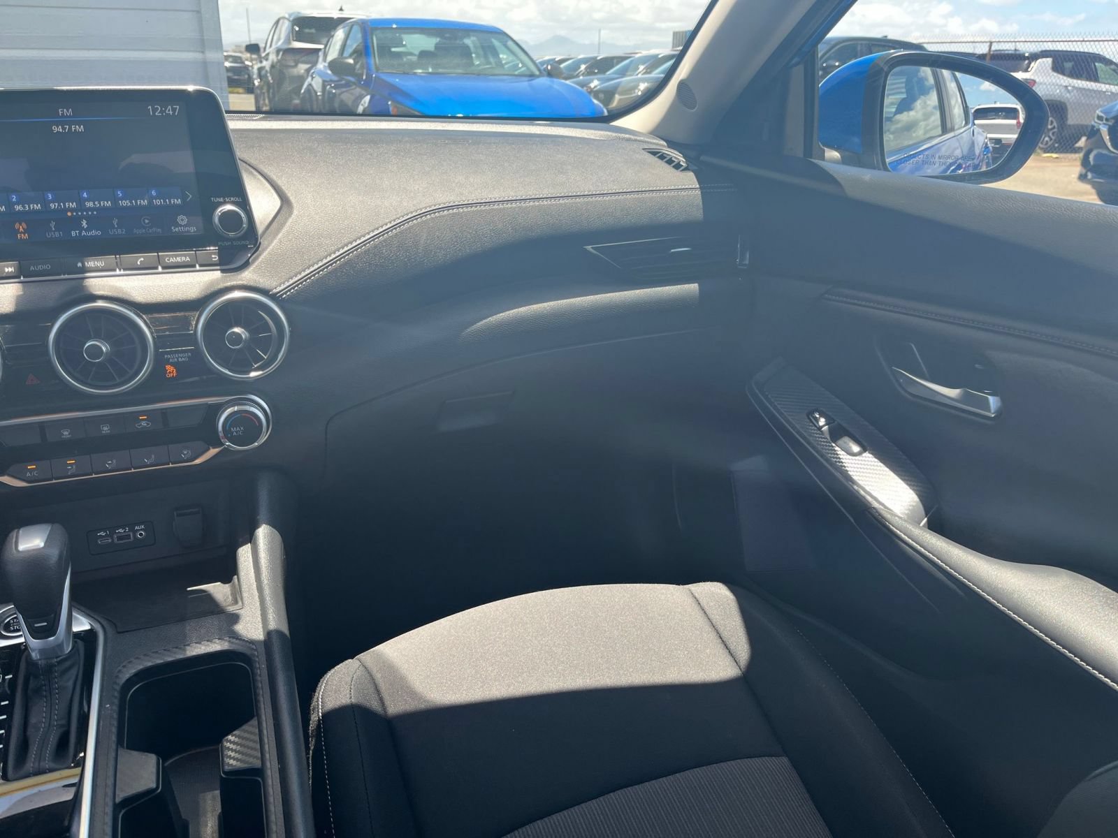 Used 2025 Nissan Sentra SV FWD image 33