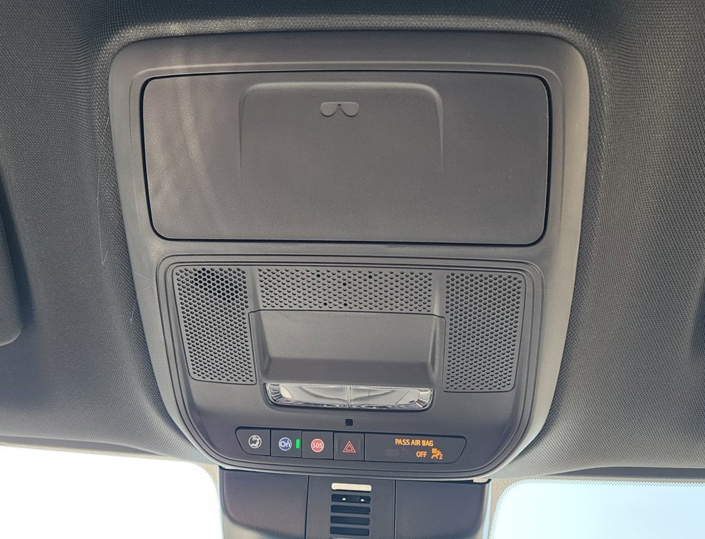 New 2026 Buick Enclave Sport Touring w/ Super Cruise Package image 38