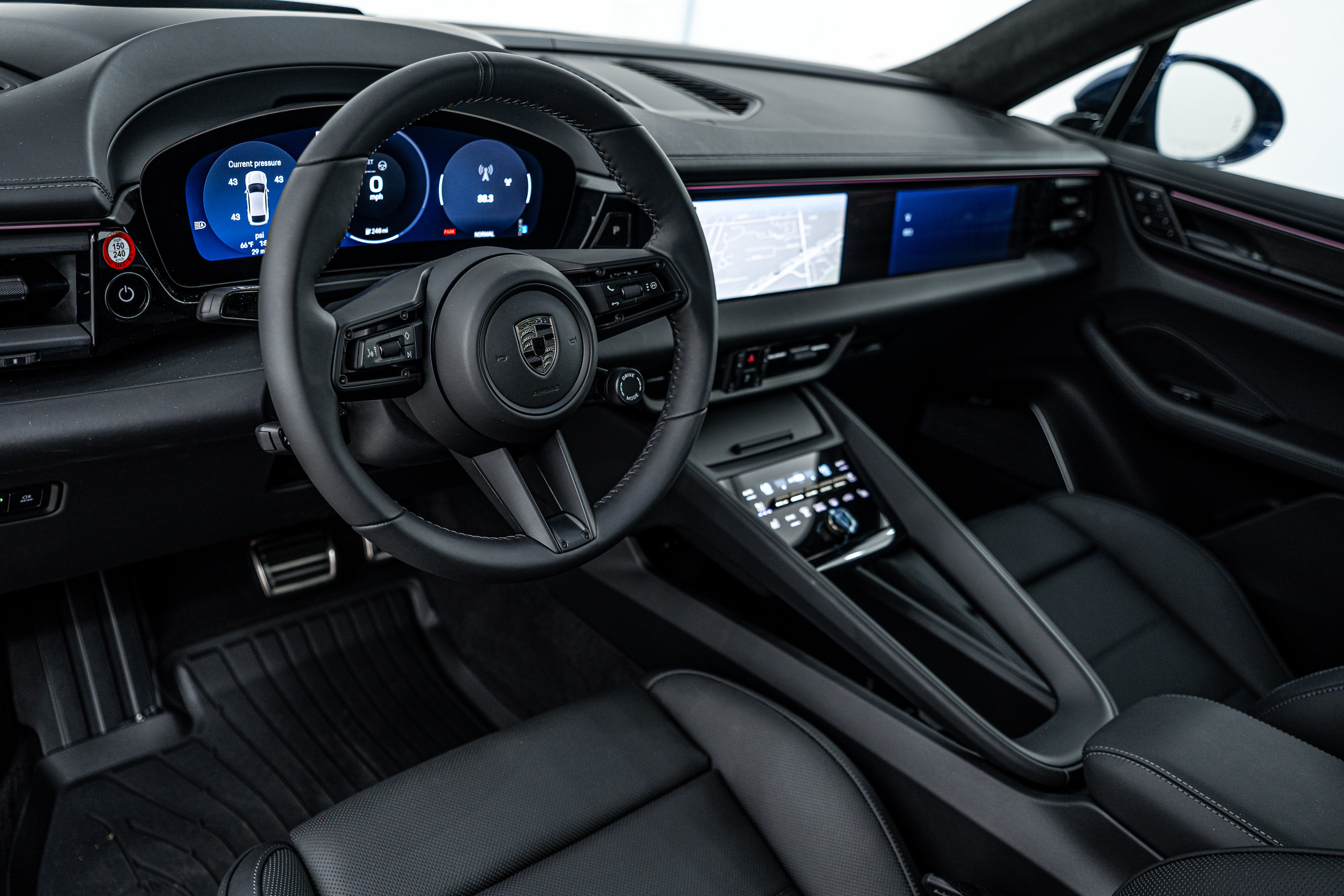 New 2025 Porsche Macan Turbo Electric image 12