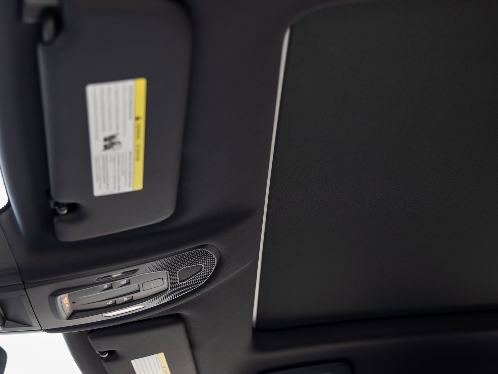 New 2025 Porsche Cayenne Coupe image 26