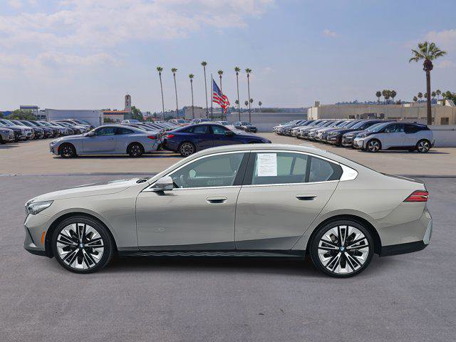 Used 2024 BMW 530i w/ Convenience Package image 8