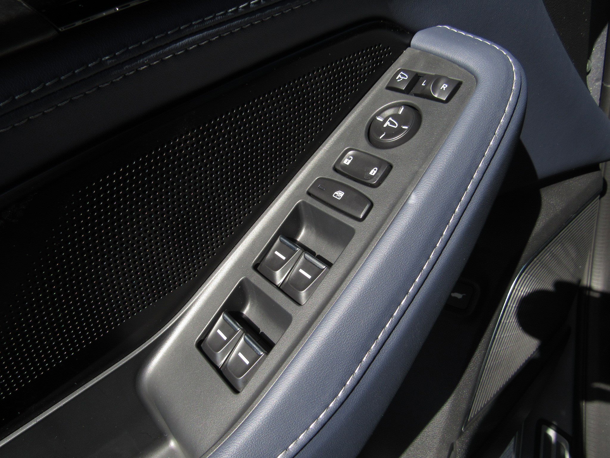 New 2026 Acura MDX Type S AWD/4WD image 23