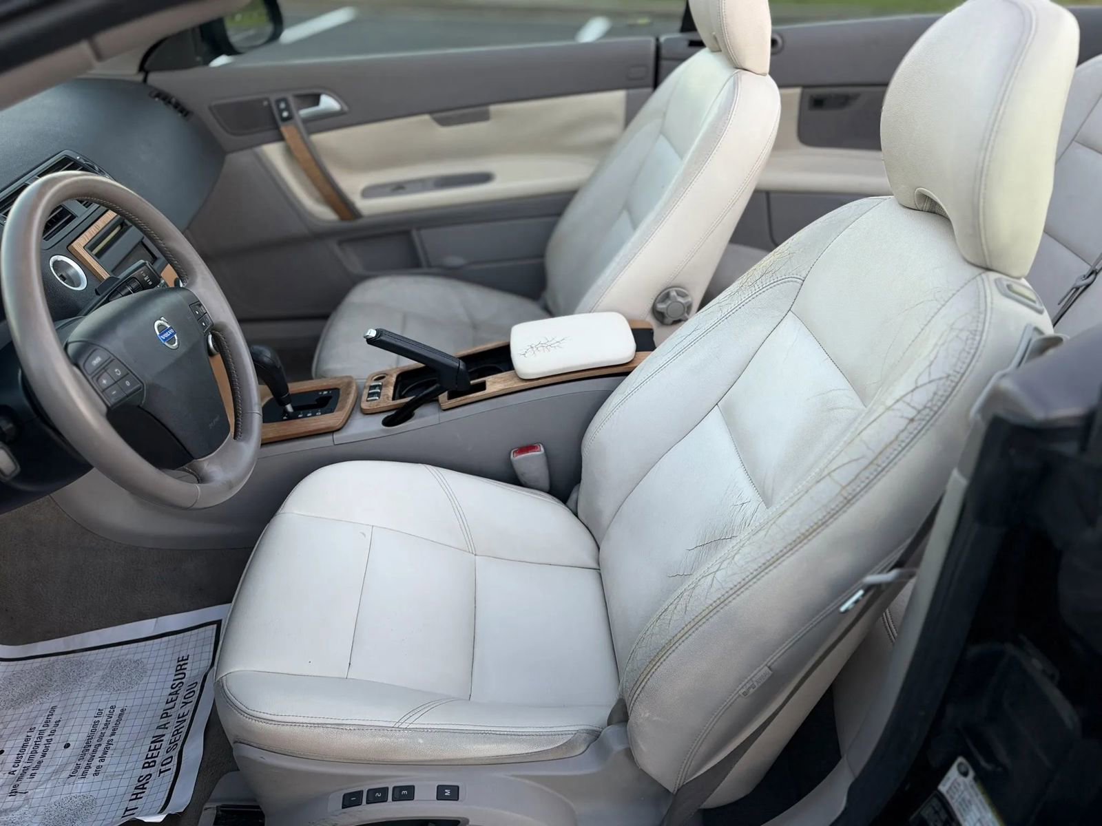 Used 2008 Volvo C70 T5 FWD image 12