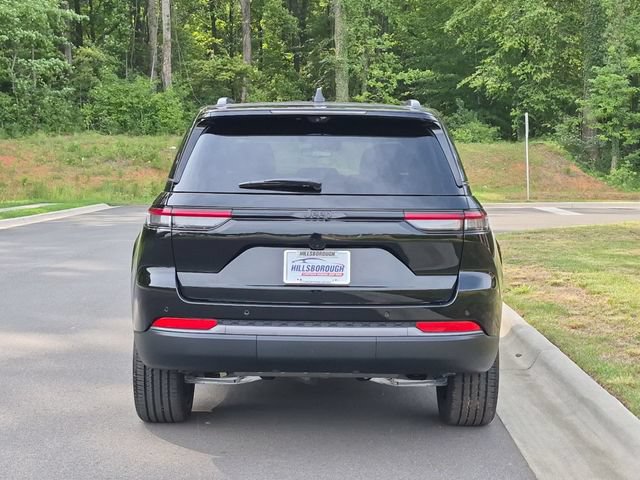 New 2026 Jeep Grand Cherokee Limited AWD/4WD image 12