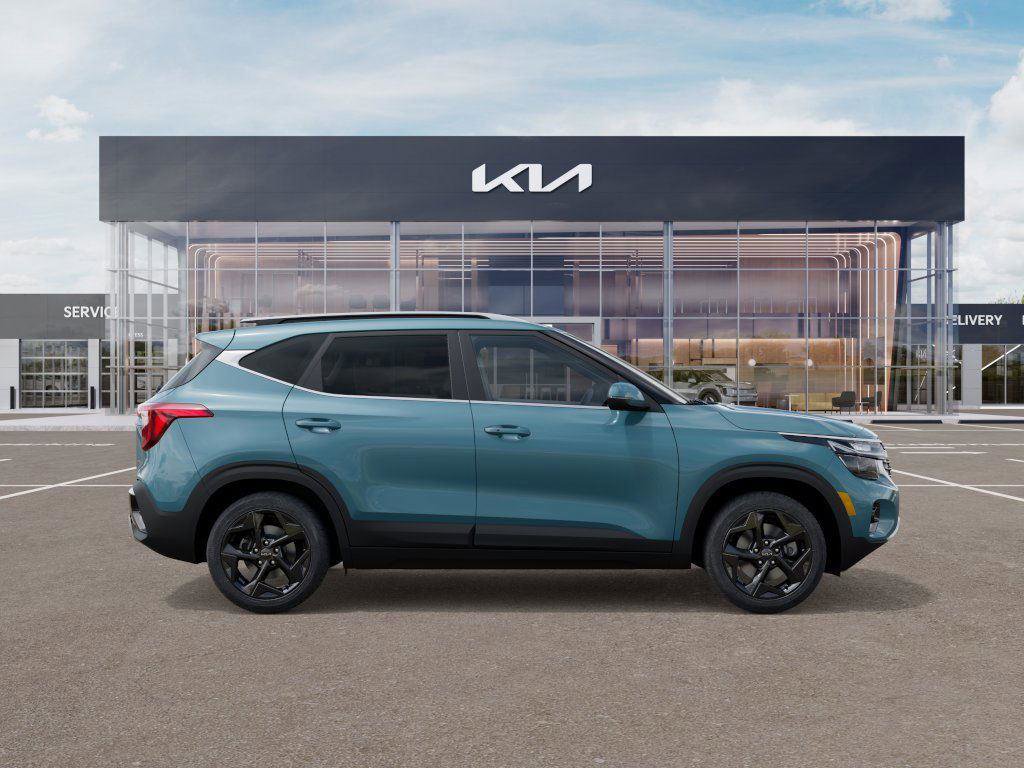 New 2026 Kia Seltos EX image 7