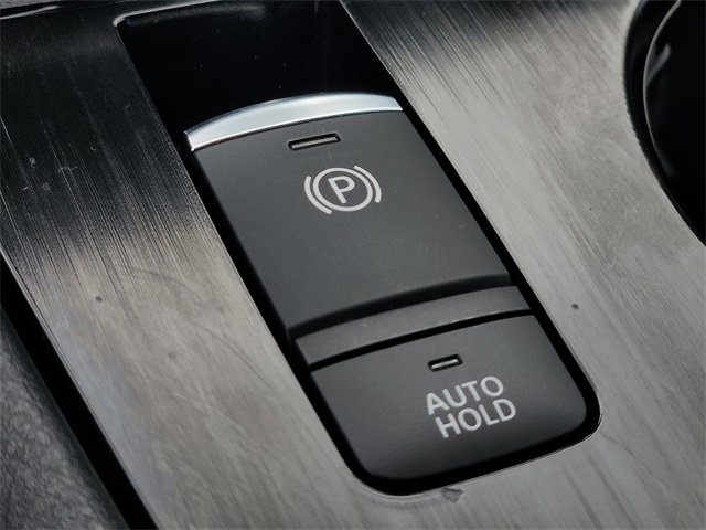 Used 2022 Nissan Rogue SV image 26