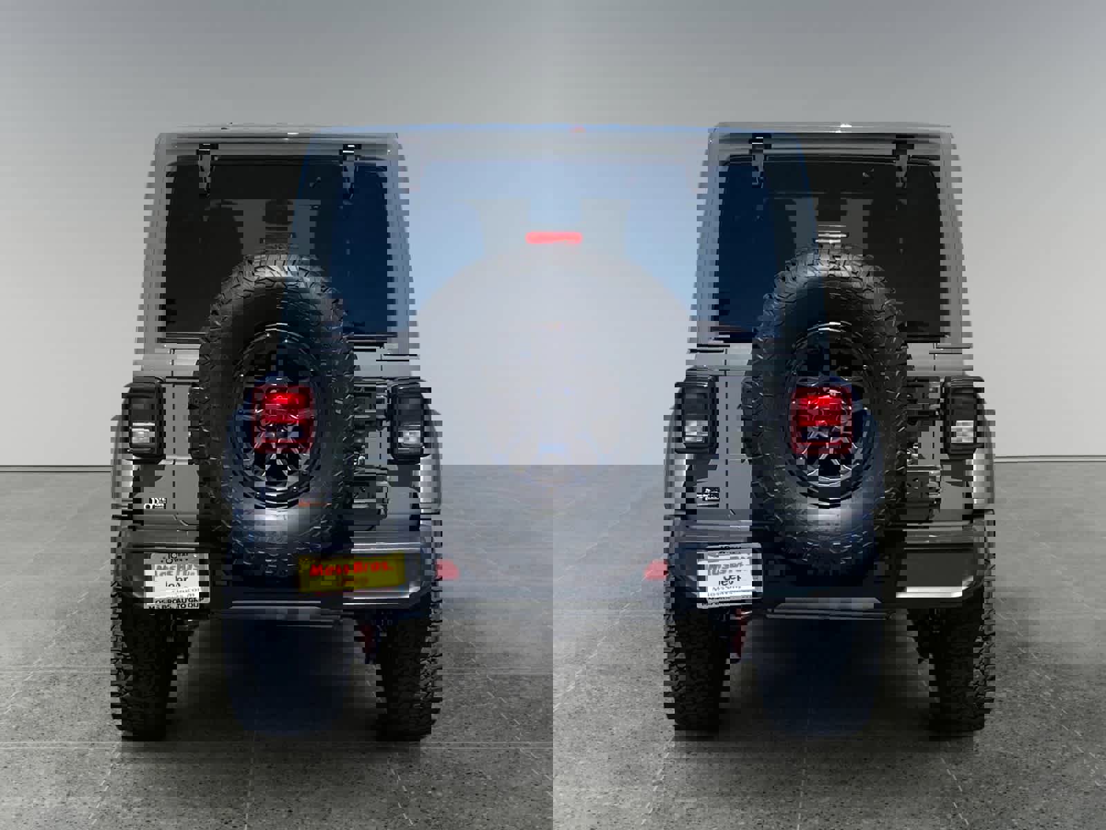 Used 2023 Jeep Wrangler Unlimited Sport image 4